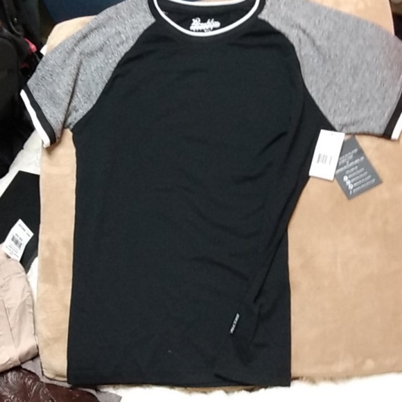 Short sleeve T-shirt - Picture 3 of 3